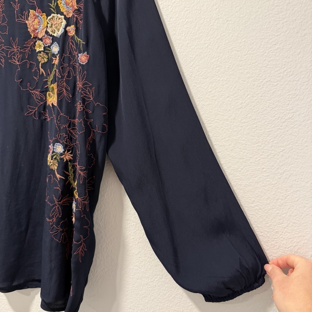 J Jill Size-M Blouse Embroidered Floral Navy Long Sleeve Boho Peasant - Picture 10 of 14